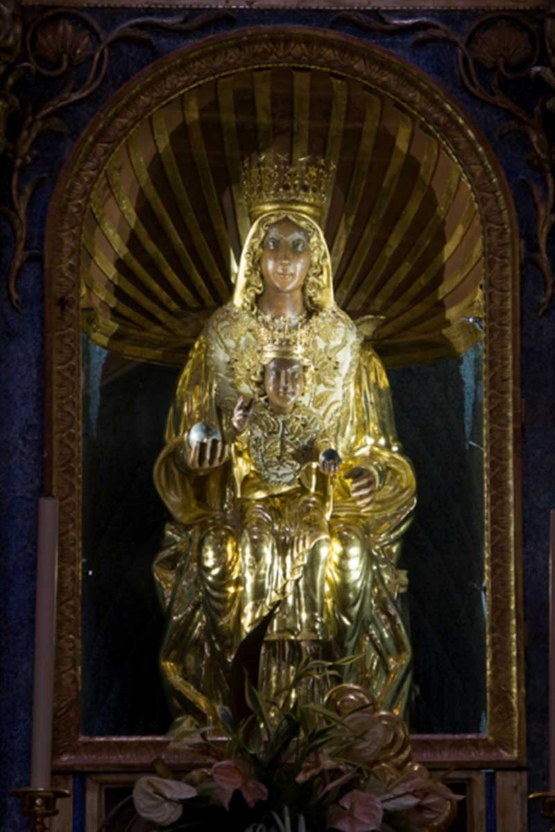 La Madonna Nera Di Viggiano Basilicata Sacra