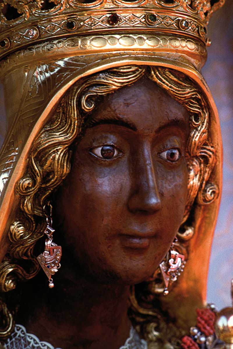 La Madonna Nera Di Viggiano Basilicata Sacra